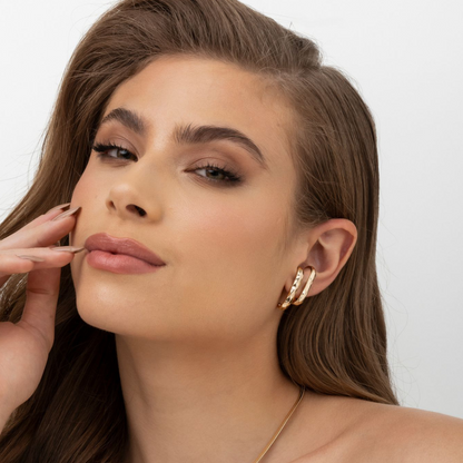 Brinco Ear Hook Grace Texturizado Dourado