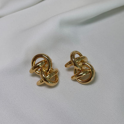 Brinco elos bold dourado