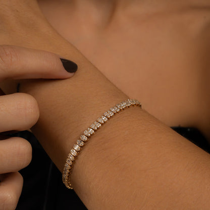 PULSEIRA RIVIERA DOURADA CRAVEJADA EM ZIRCONIA