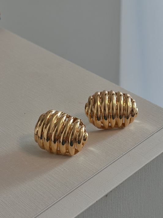 Brinco Bold Textura Dourado