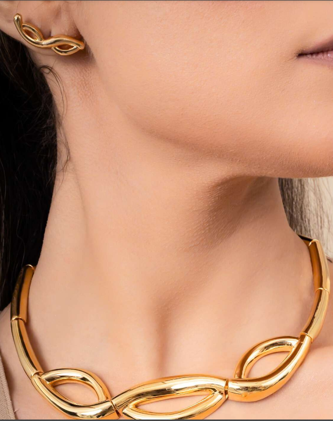 Brinco Entrelaçados Dourado